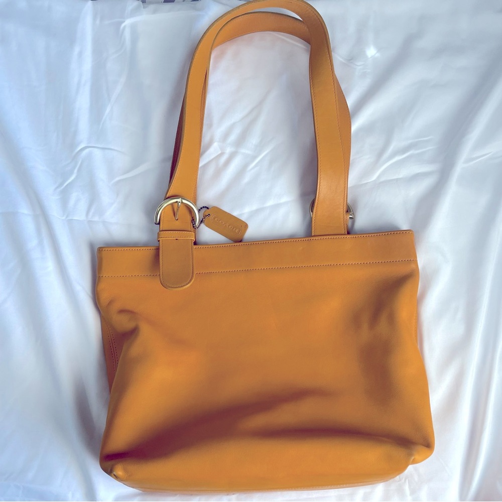 Coach shoulder bag